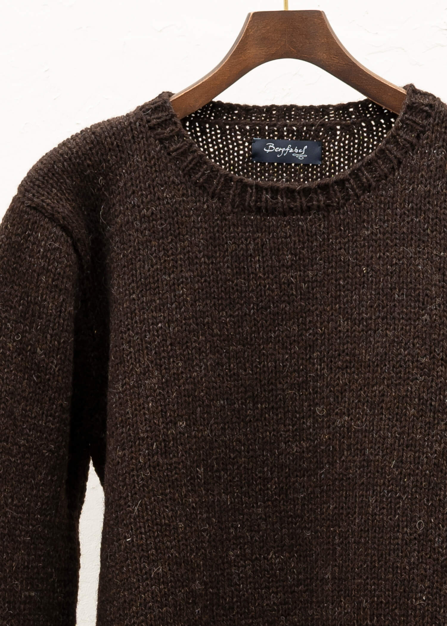 Bergfabel ウールクルーネックセーター