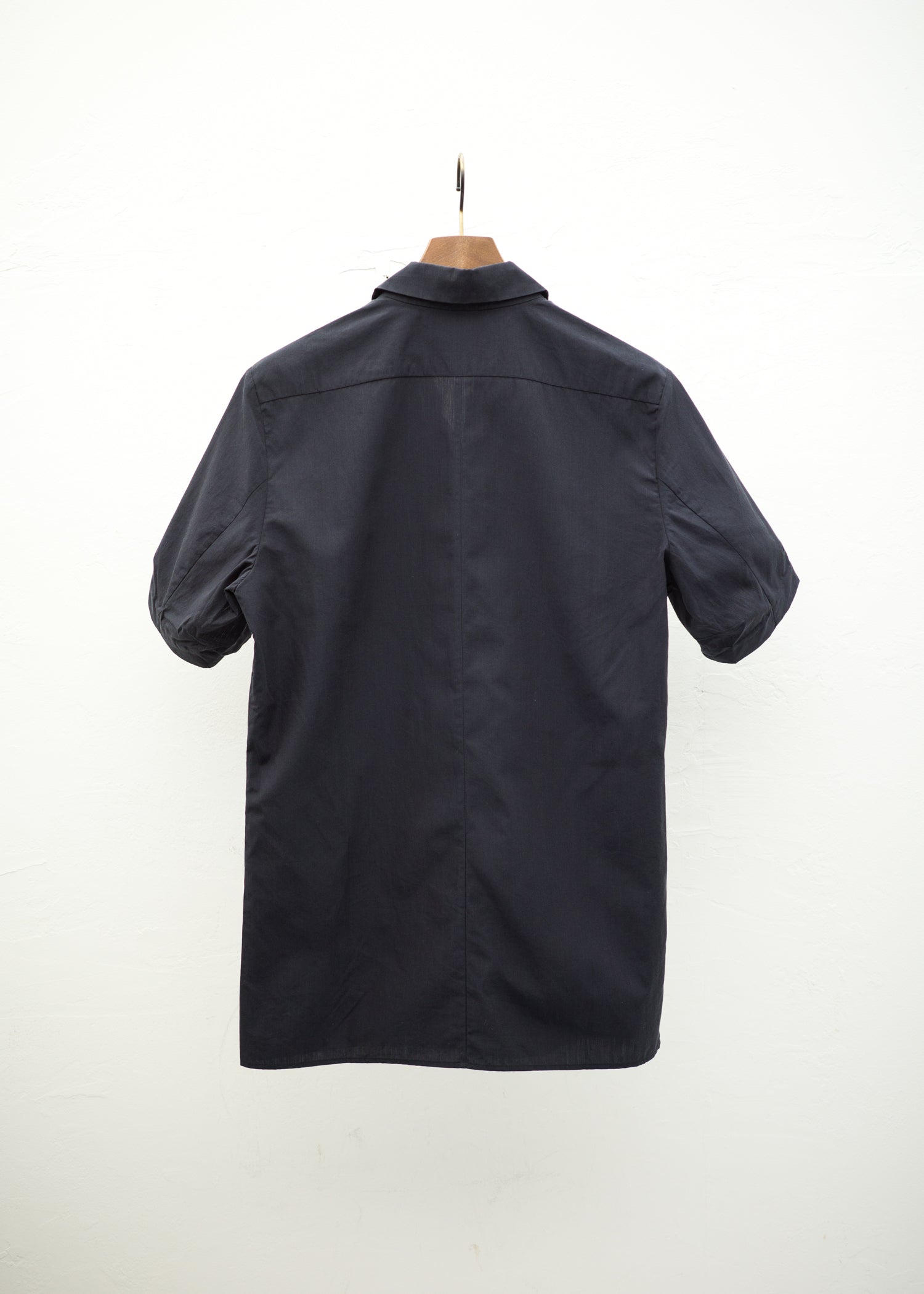 individual sentiments 18SS cotton broad black shirt